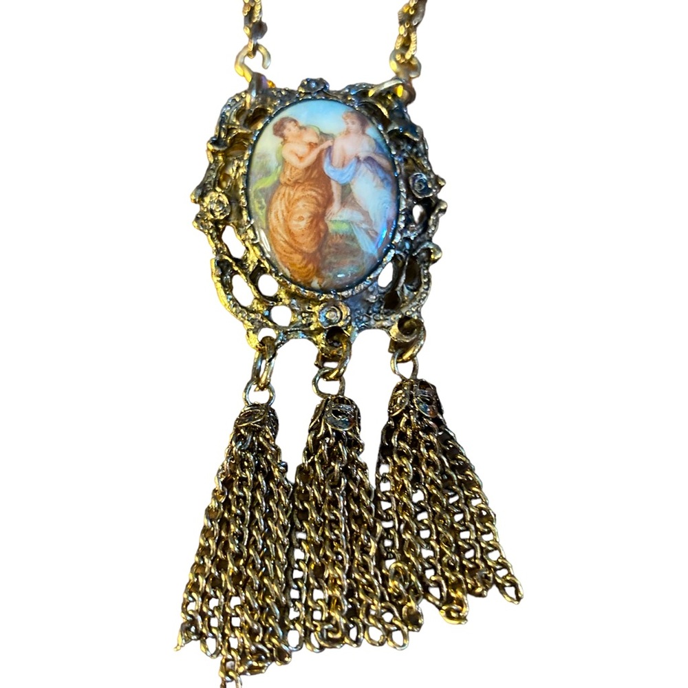 Vintage Heirlooms Two Ladies Portrait Medallion Necklace Gold Chain Tassels